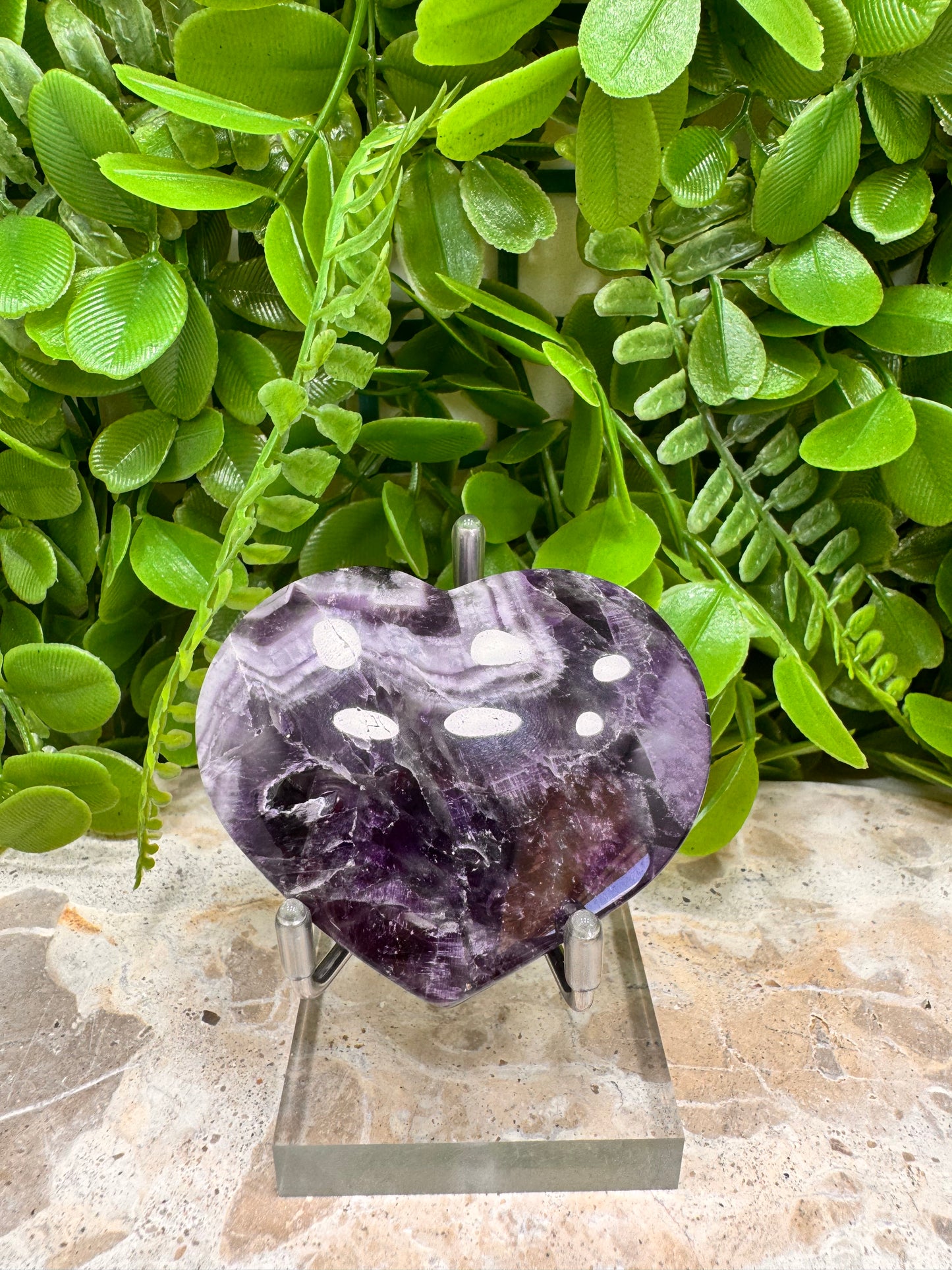 Chevron Amethyst Heart 104g