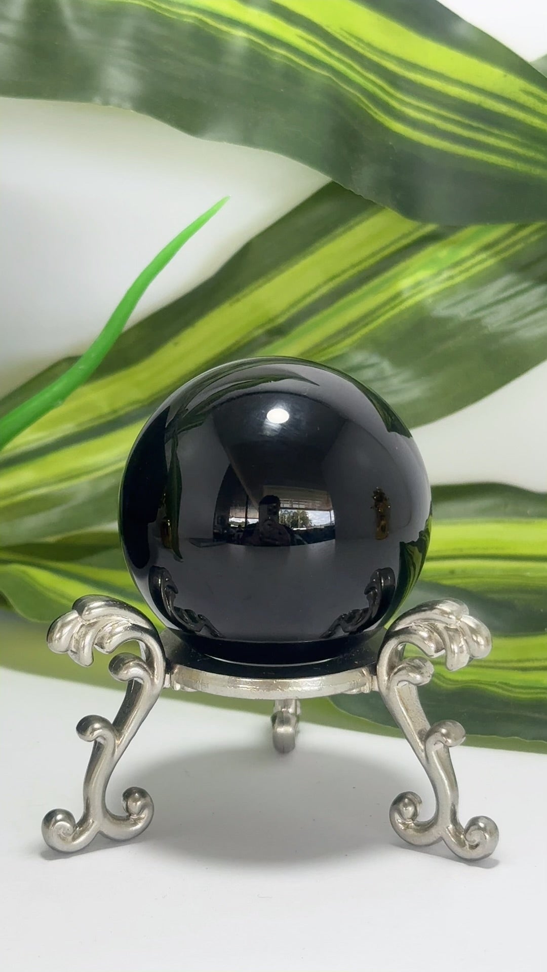 Obsidian Sphere 174g