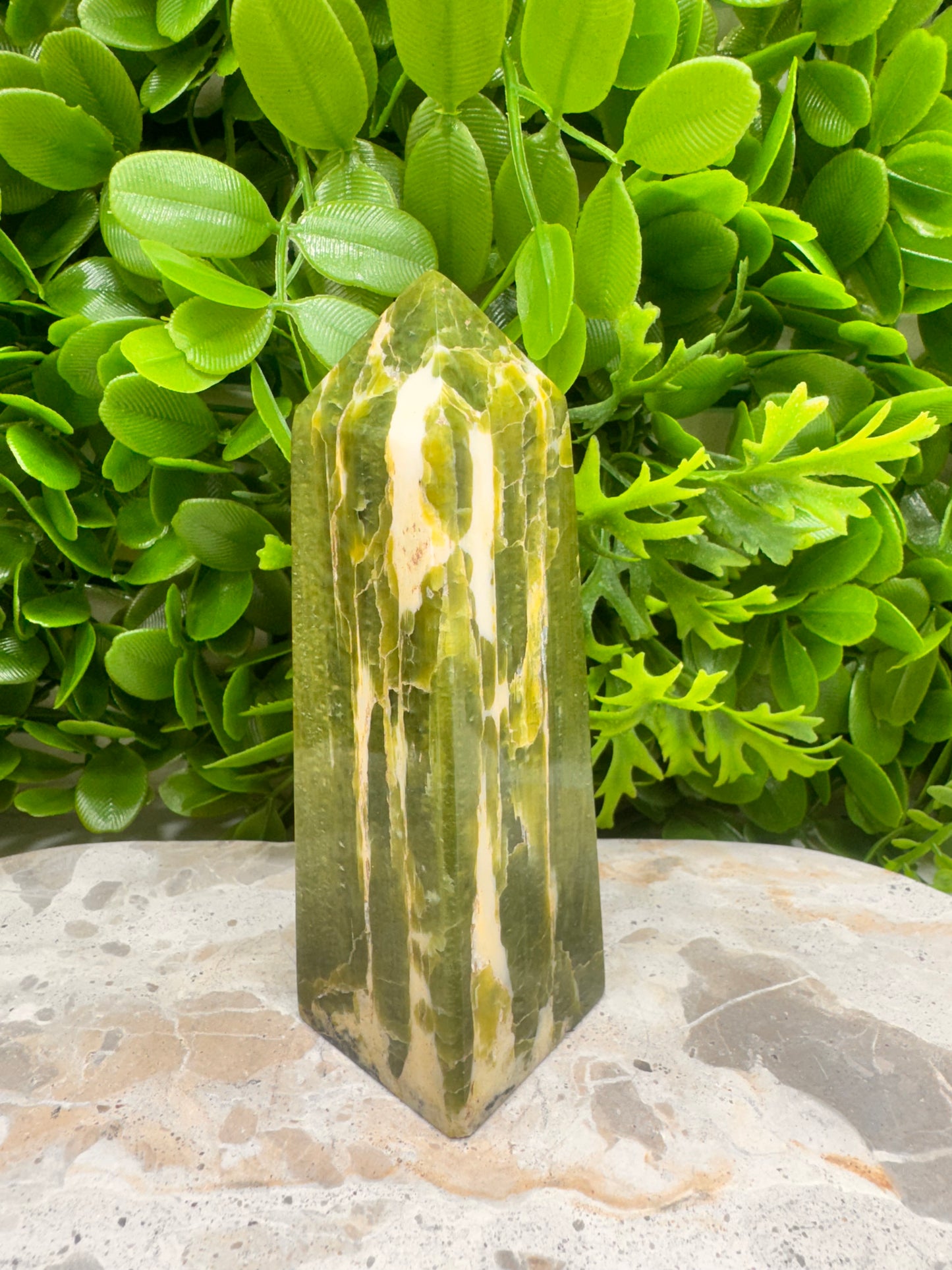 Tremolite Tower 358g