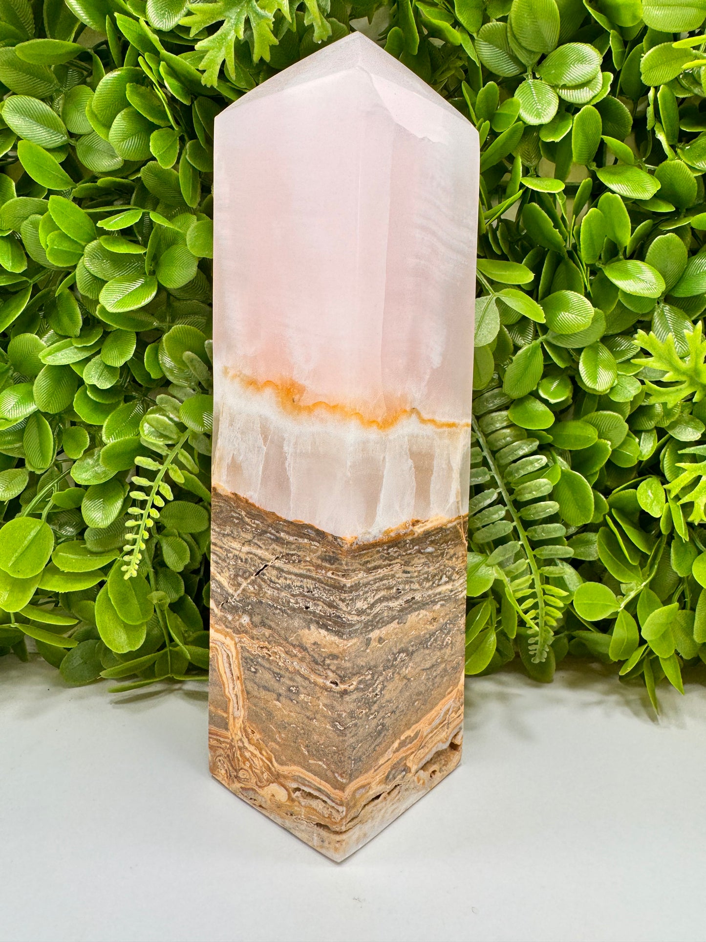 Pink Mangano / Pakistan Bumble Bee Jasper Tower 2336g