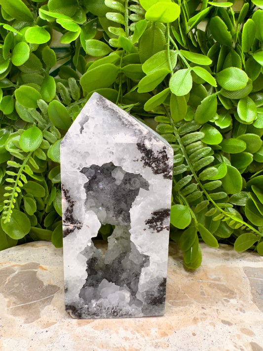 Agate Druzy Quartz Tower 438g