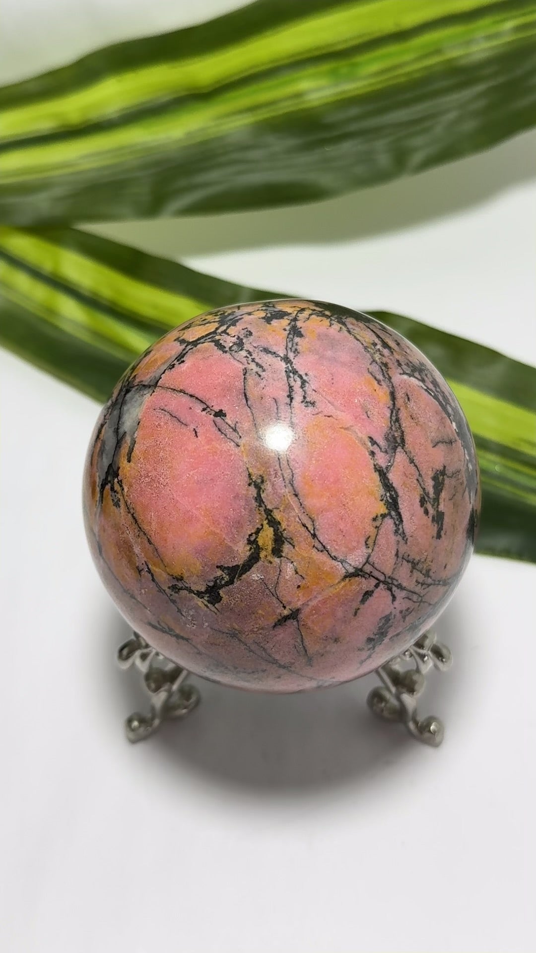 Rhodonite Sphere 800g