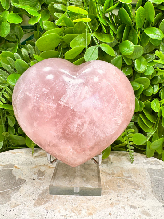 Rose Quartz Heart 804g