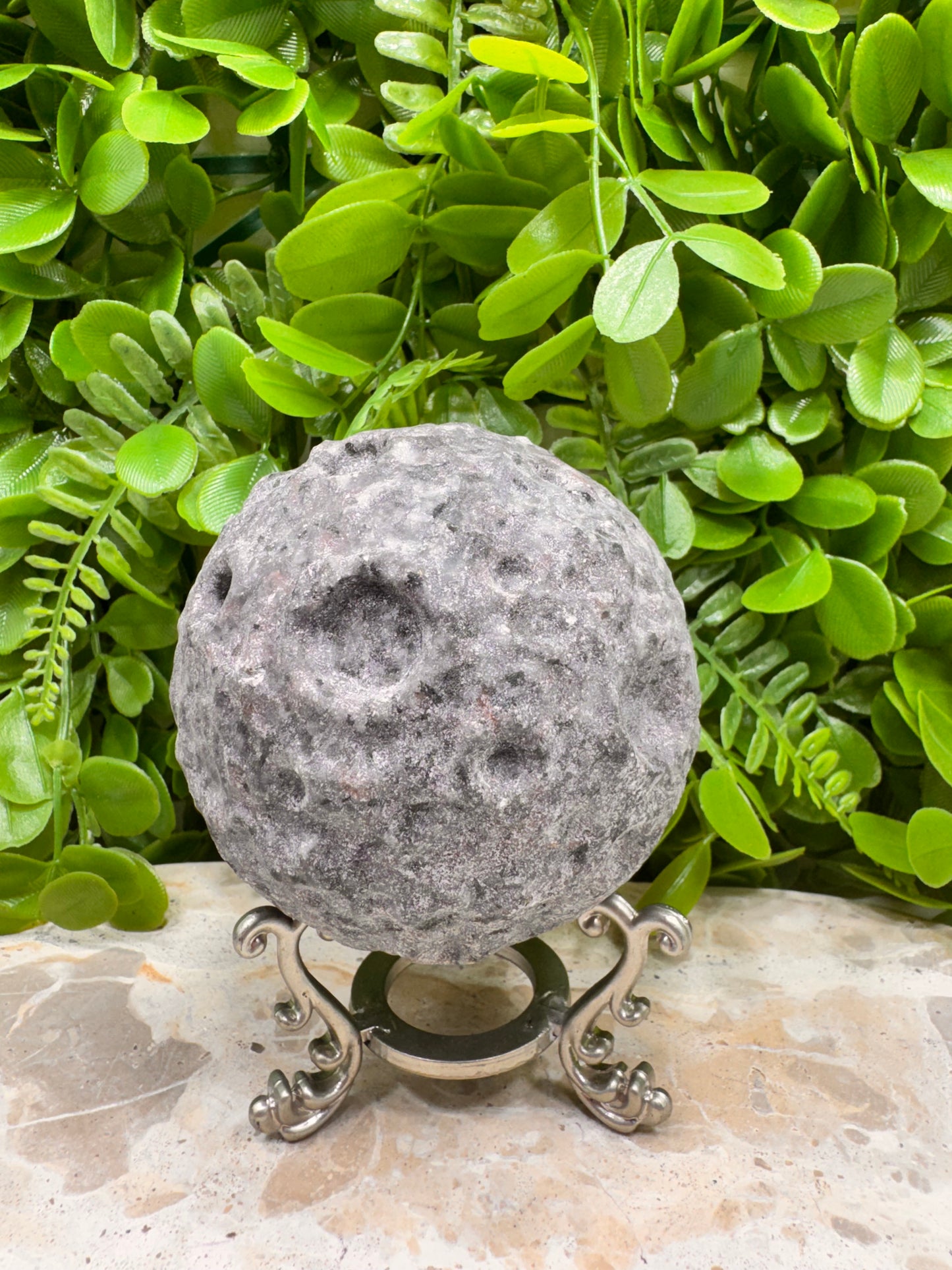 Yooperlite Moon Sphere UV 716g