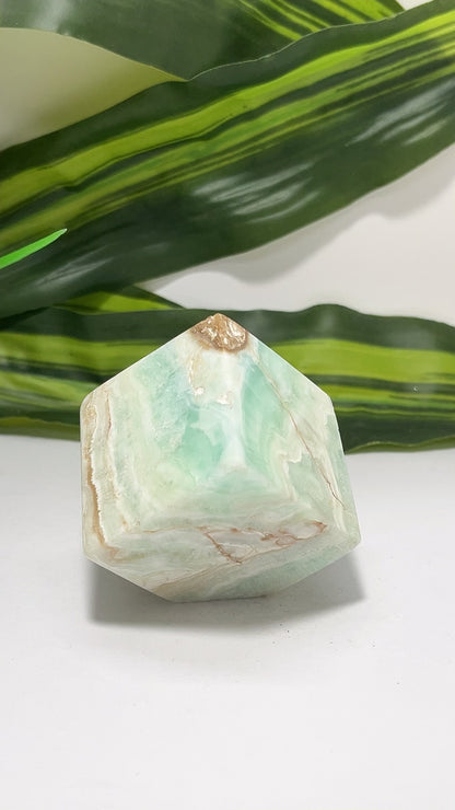 Aragonite Cube 186g