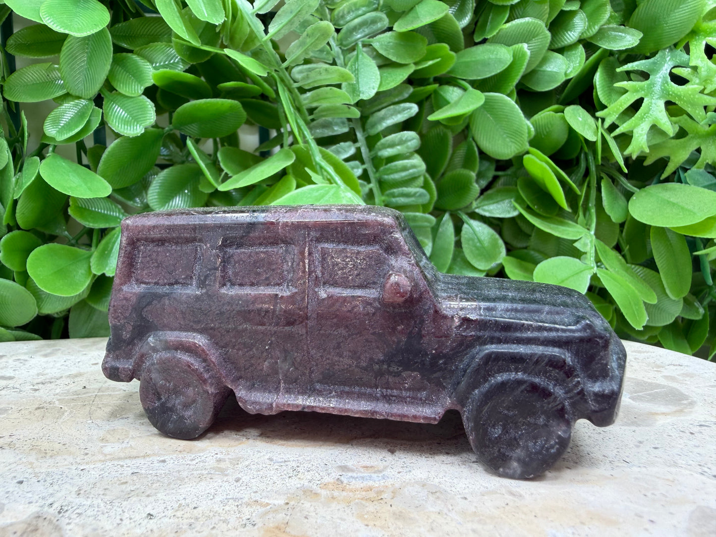 Garnet Four Wheeled Drive 350g