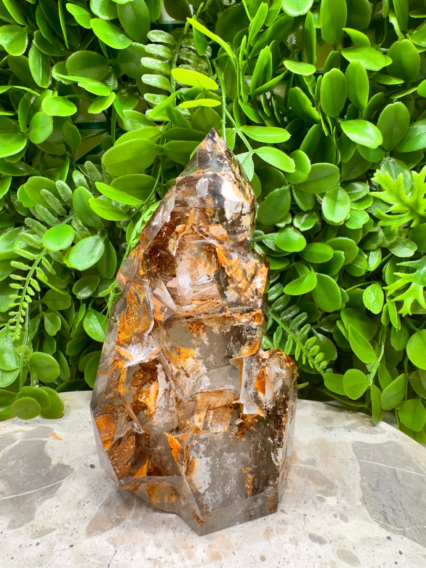 Included Quartz Freeform 950g