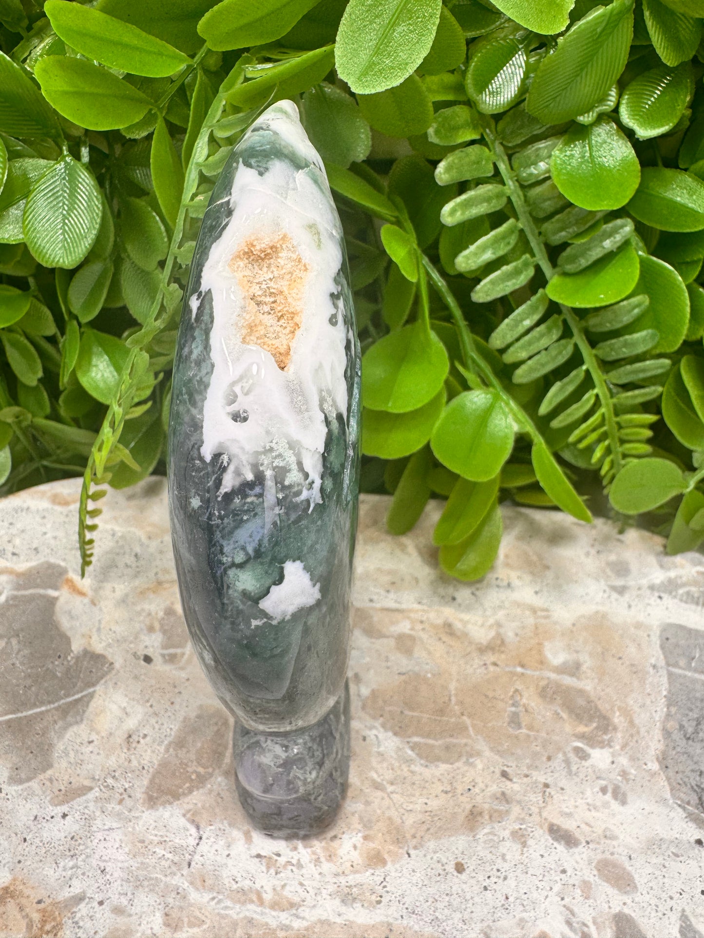 Moss Agate Moon 352g