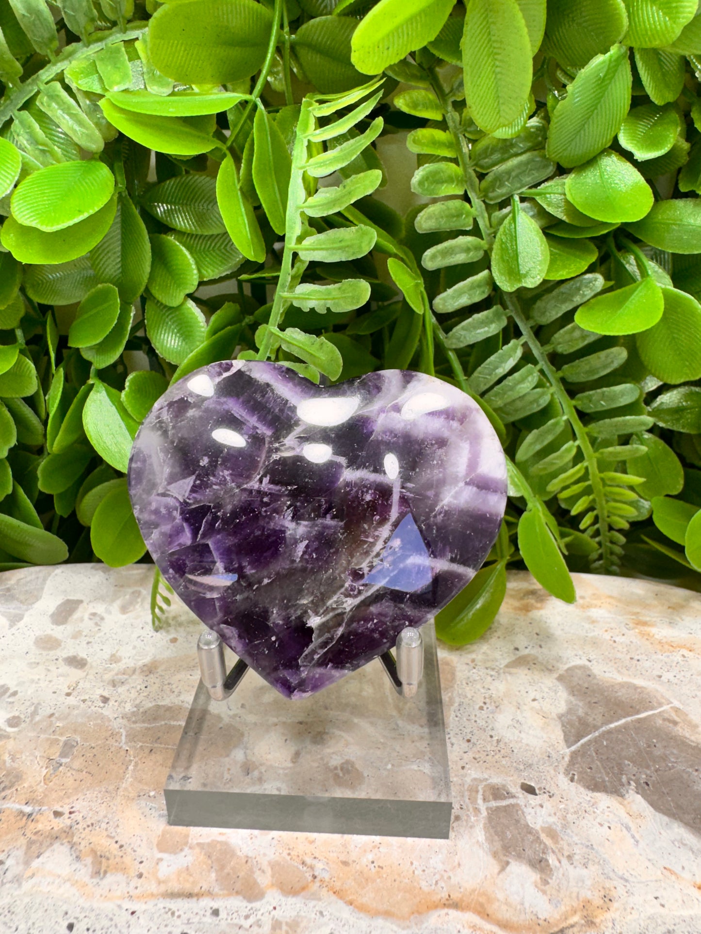 Chevron Amethyst Heart 134g