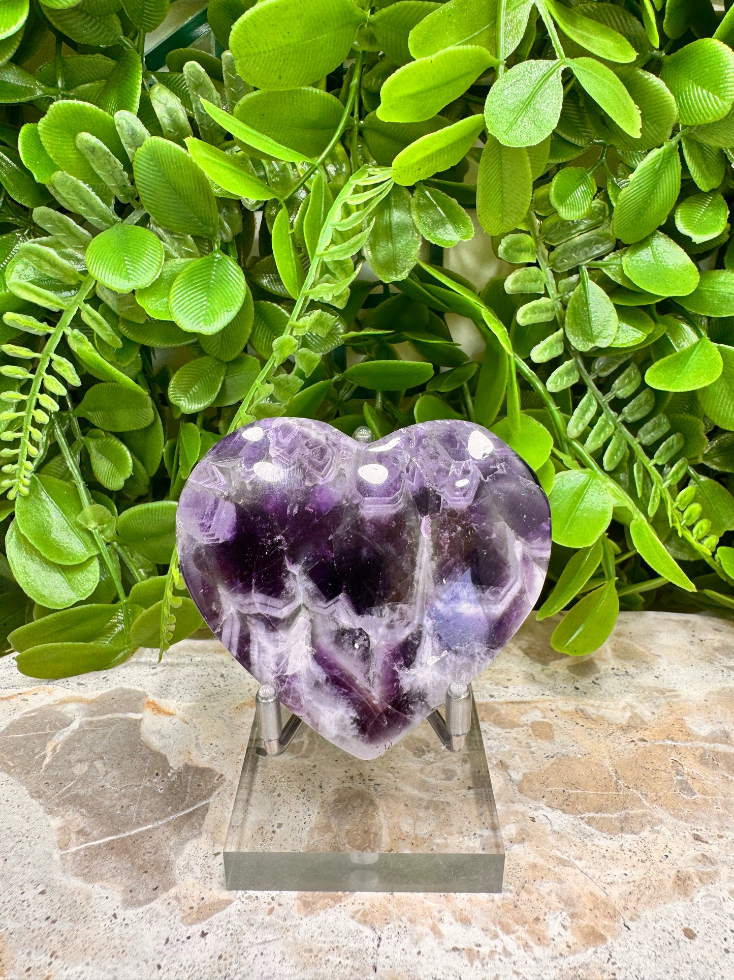 Chevron Amethyst Heart 138g
