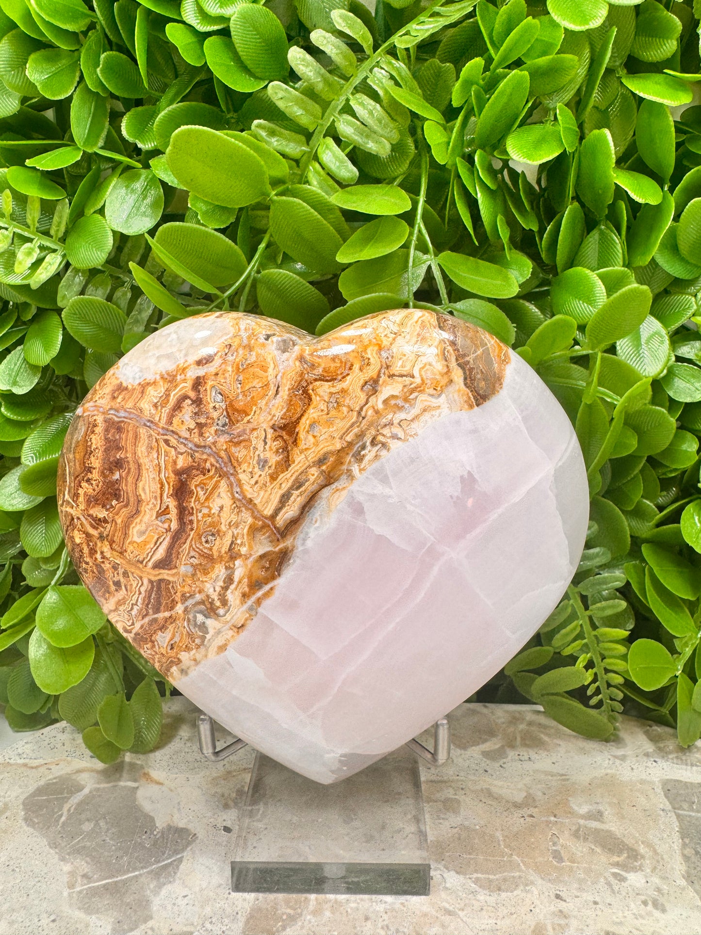 Pink Mangano / Pakistan Bumble Bee Jasper Heart 1038g