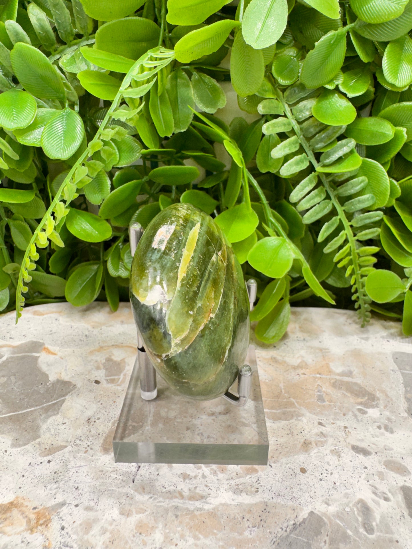 Tremolite Palm Stone 154g