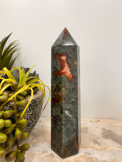 Moss Agate with Carnelian Tower 510g
