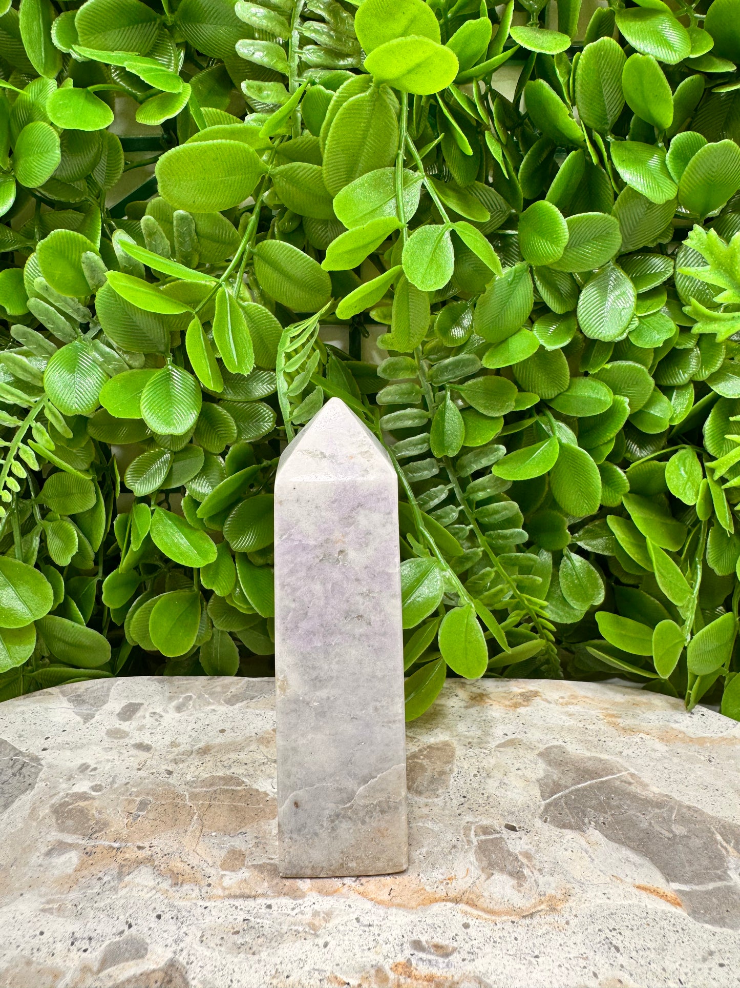 Hackmanite Point 216g