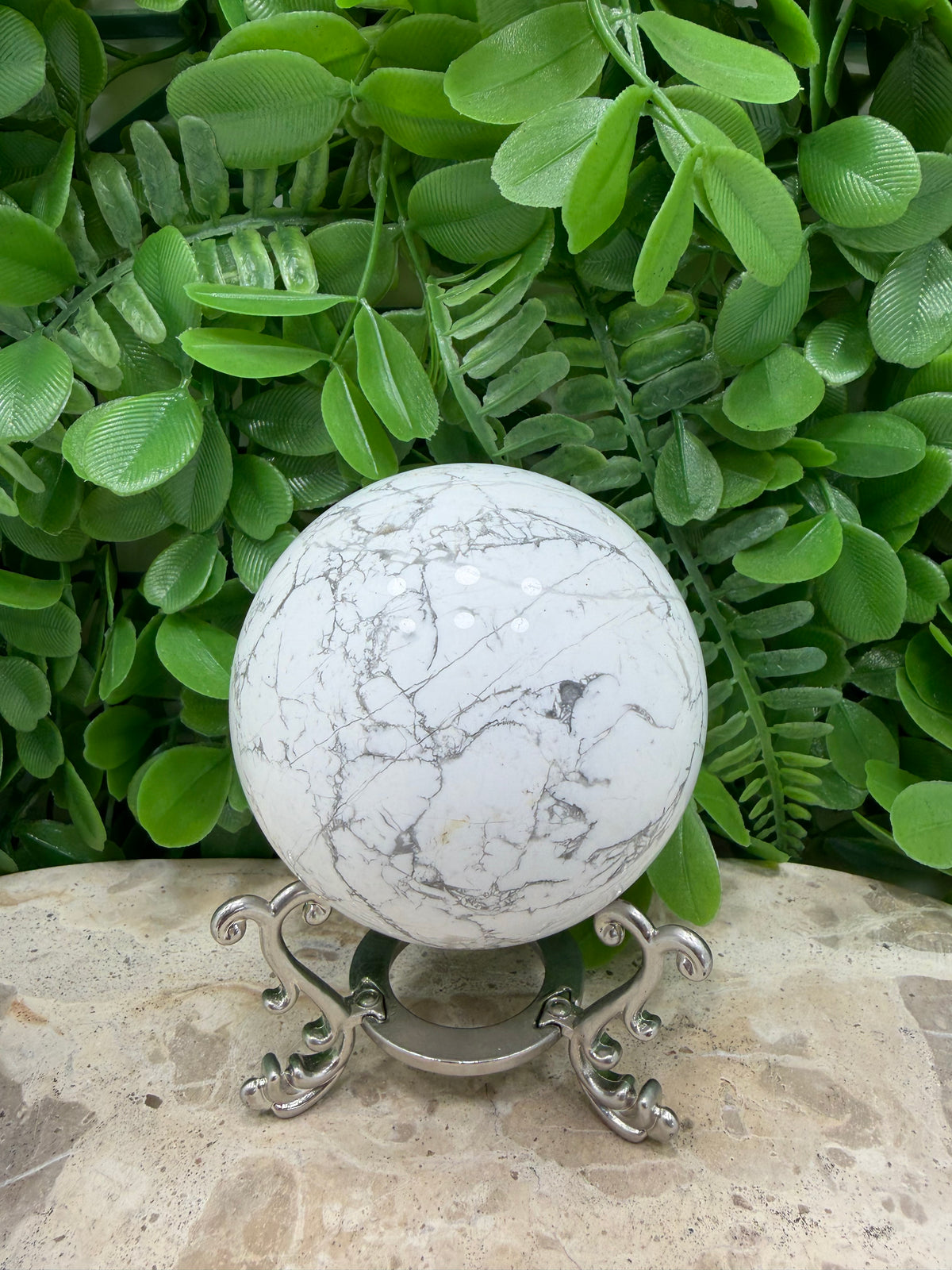 Howlite Sphere | Calm • Patience • Balance