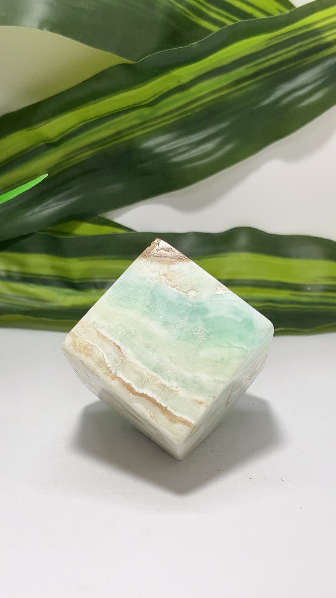 Aragonite Cube 186g