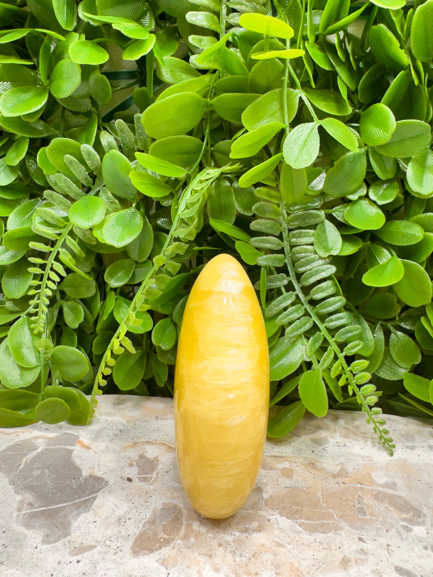 Standing Lemon Calcite 334g