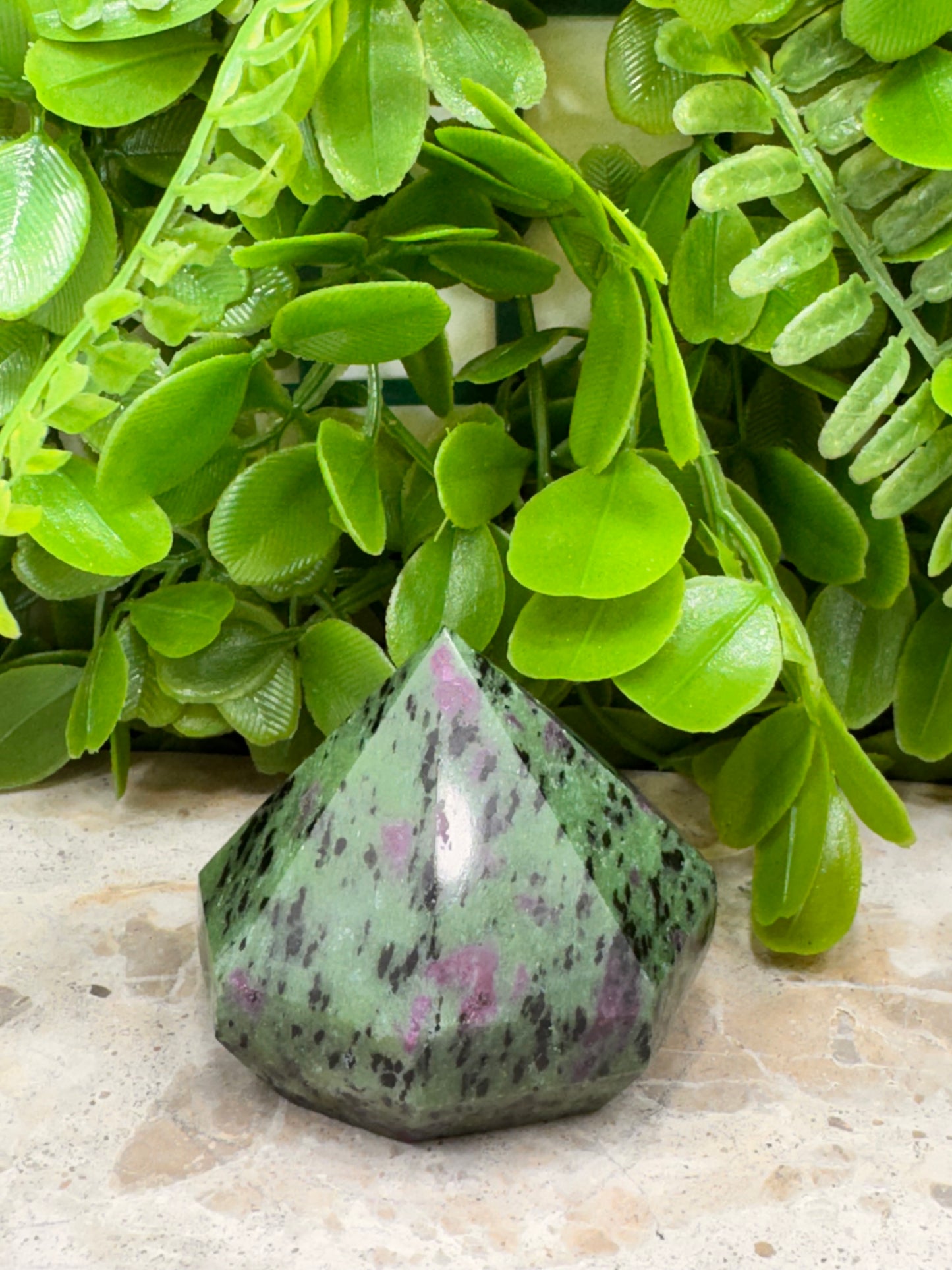 Ruby Zoisite Diamond 258g
