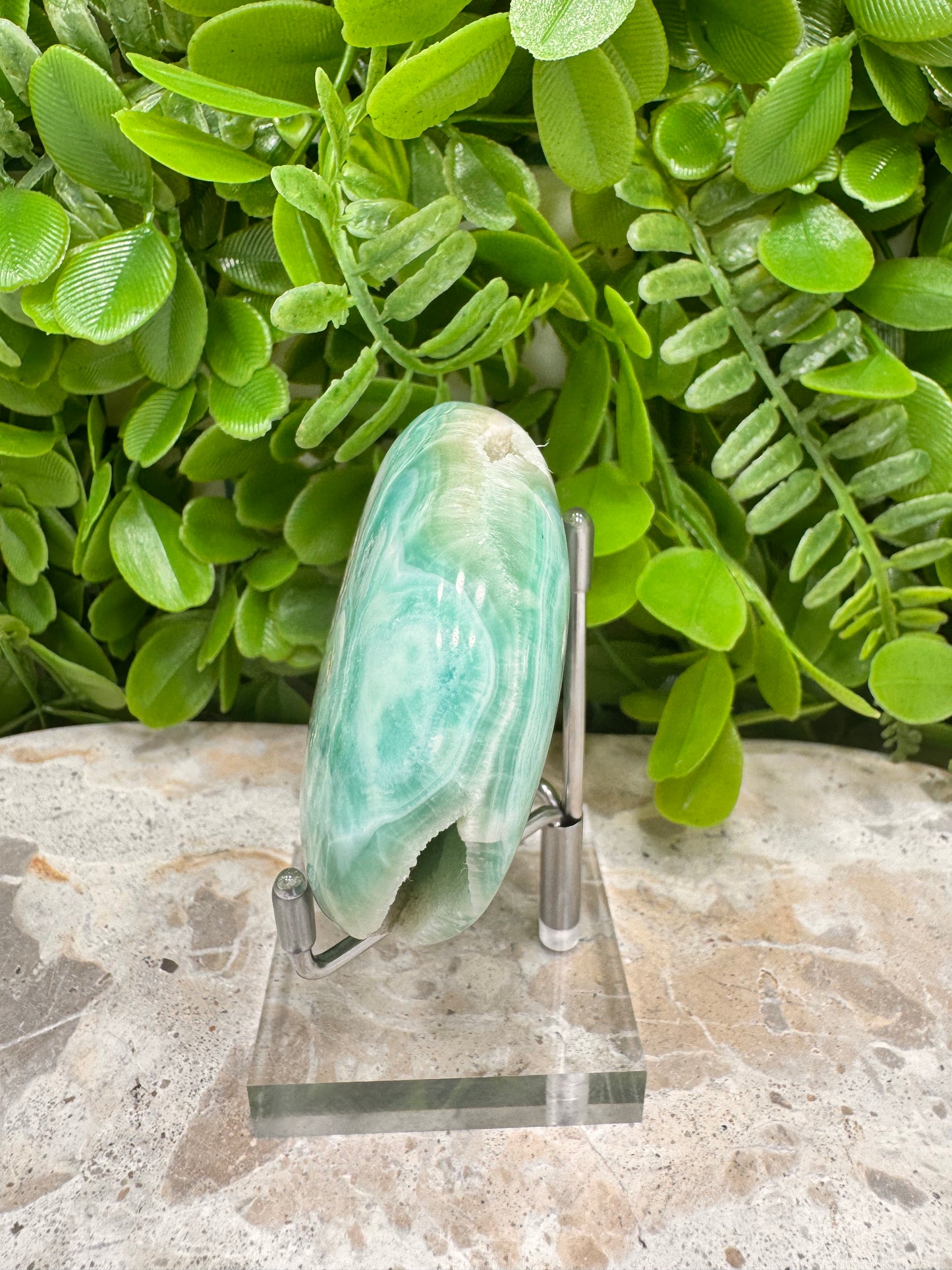 Smithsonite Palm Stone 212g