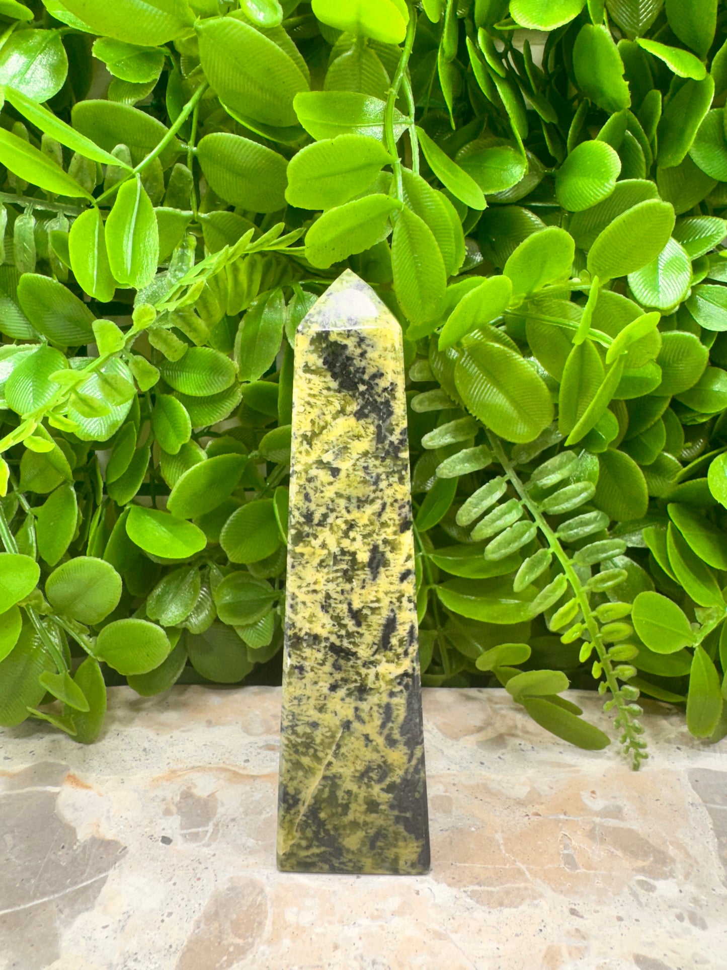 Mixed Serpentine Tower 242g