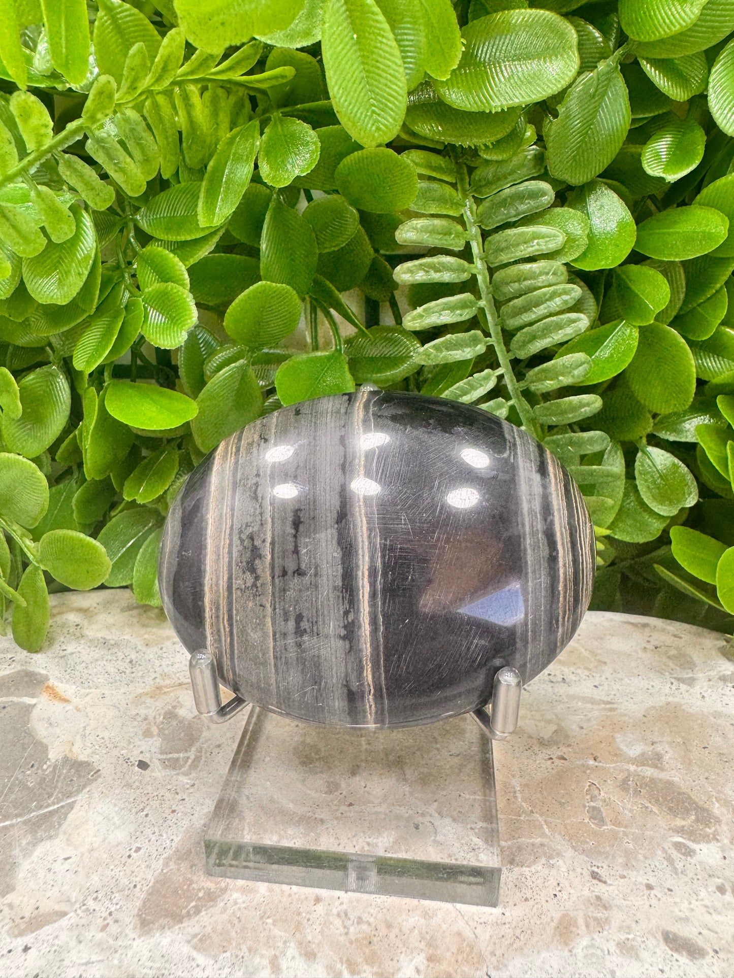 Black Banded Onyx Palm Stone 152g