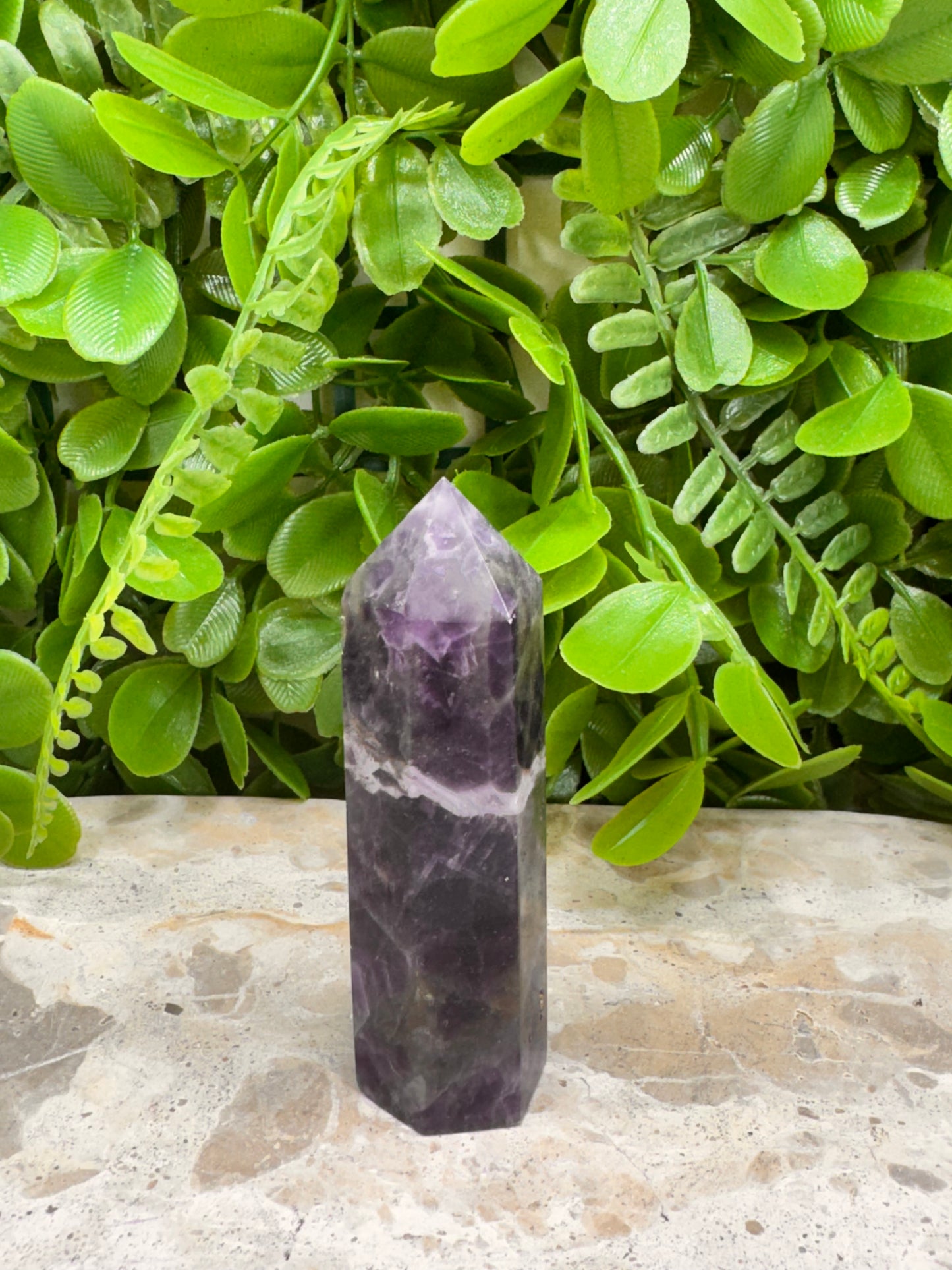 Chevron Amethyst Point 76g