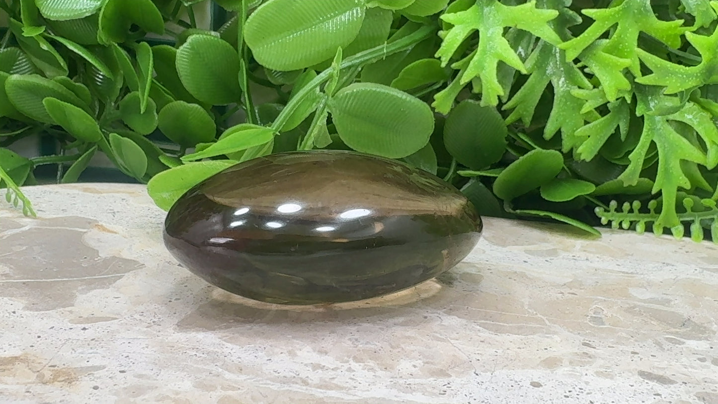 Smokey Quartz Palm Stone 124g