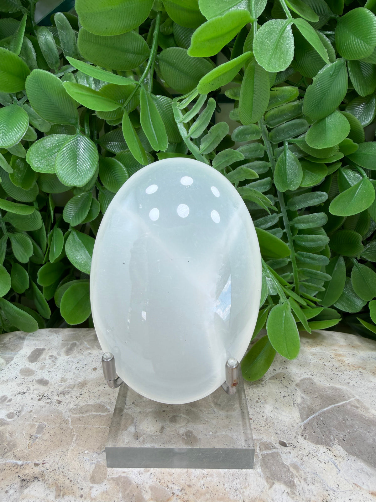 Silky White Calcite palm Stone 178g