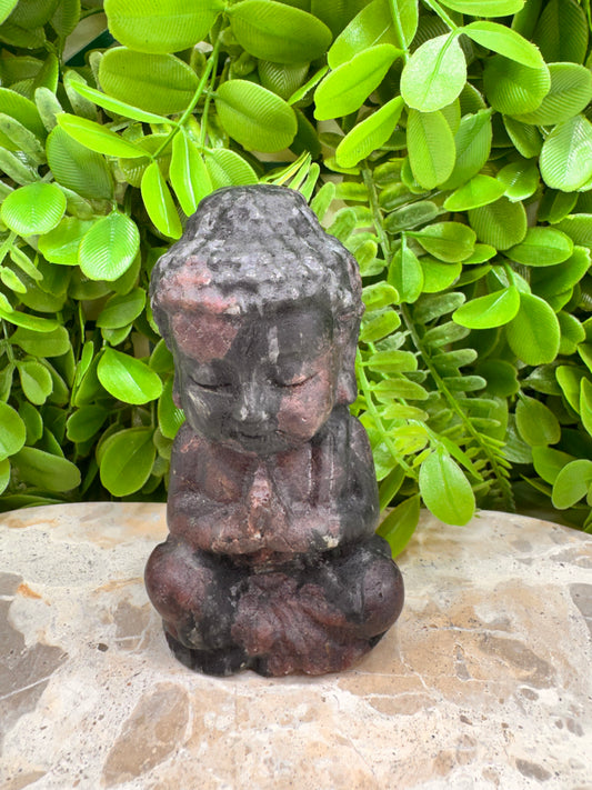 Garnet Buddha 602g