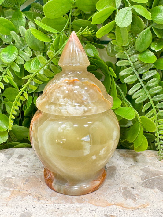 Green Banded Onyx Urn 446g