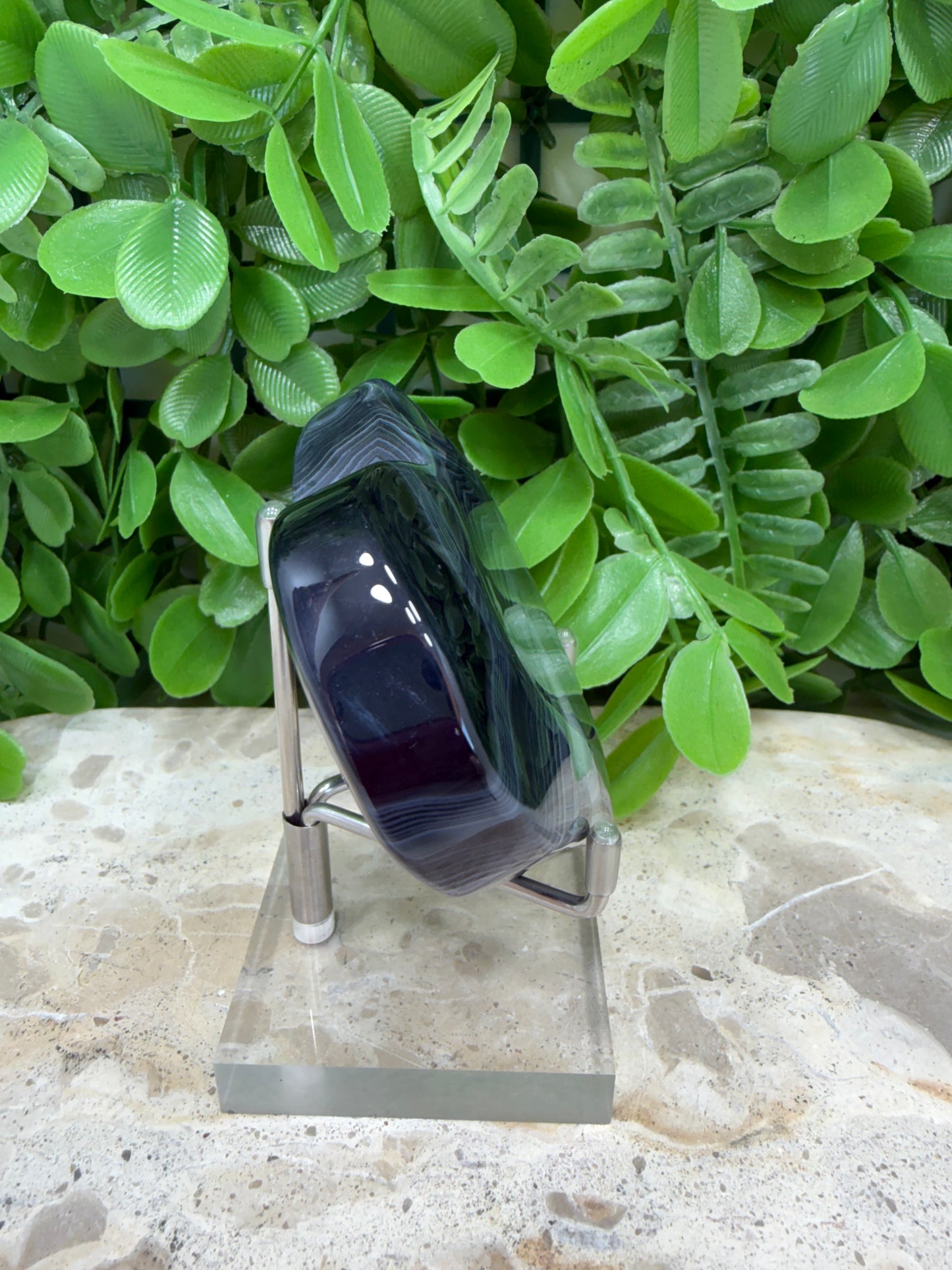 Black Banded Onyx Heart 172g