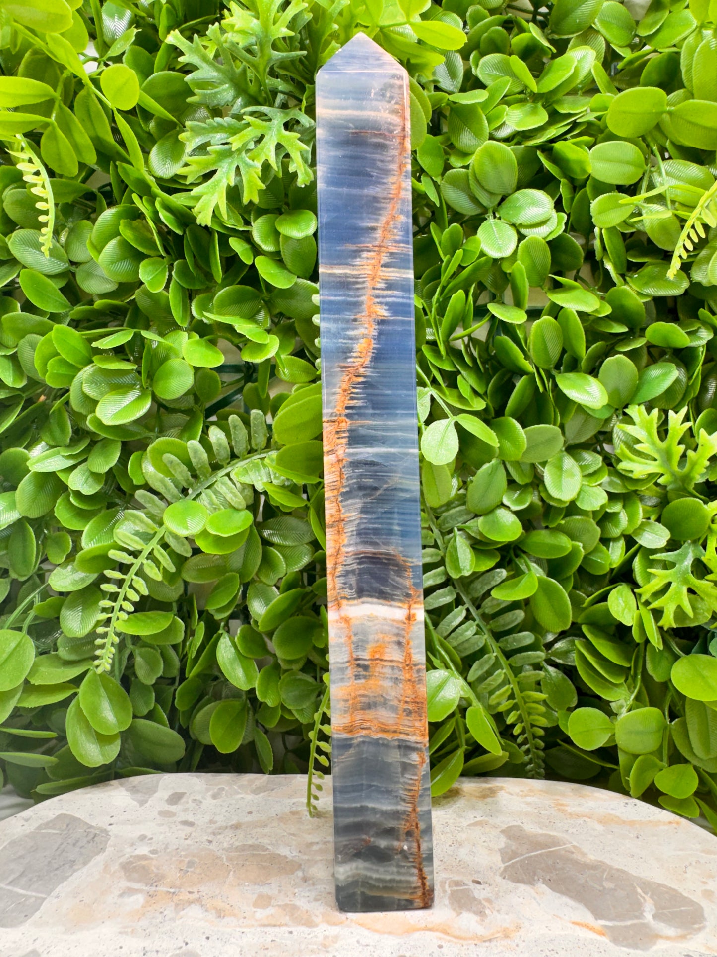 Blue Banded Onyx Tower 760g