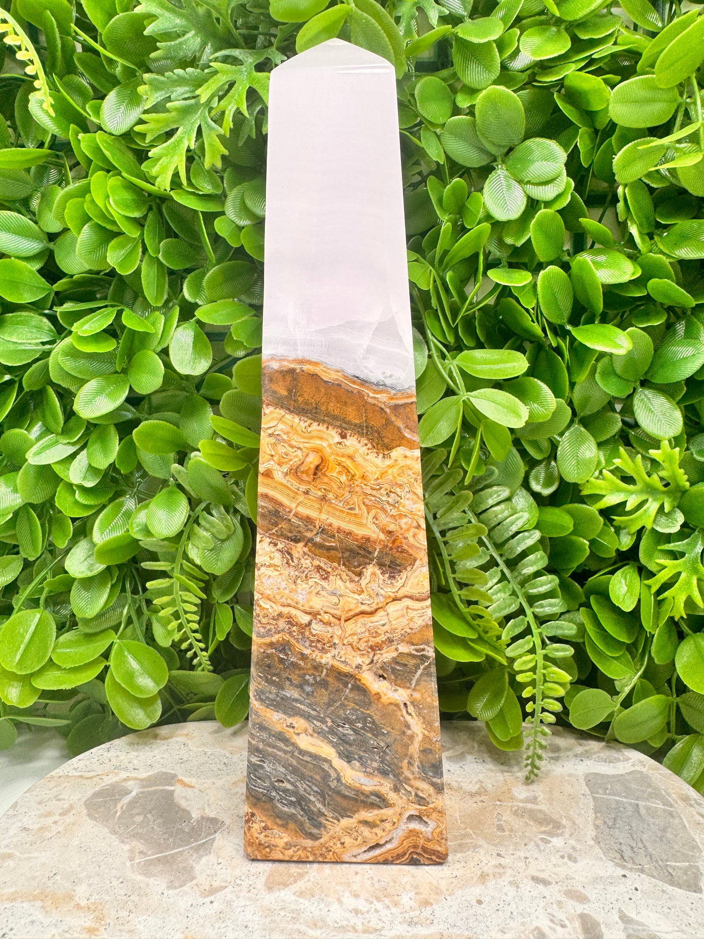 Pink Mangano / Pakistan Bumble Bee Jasper Tower 1978g