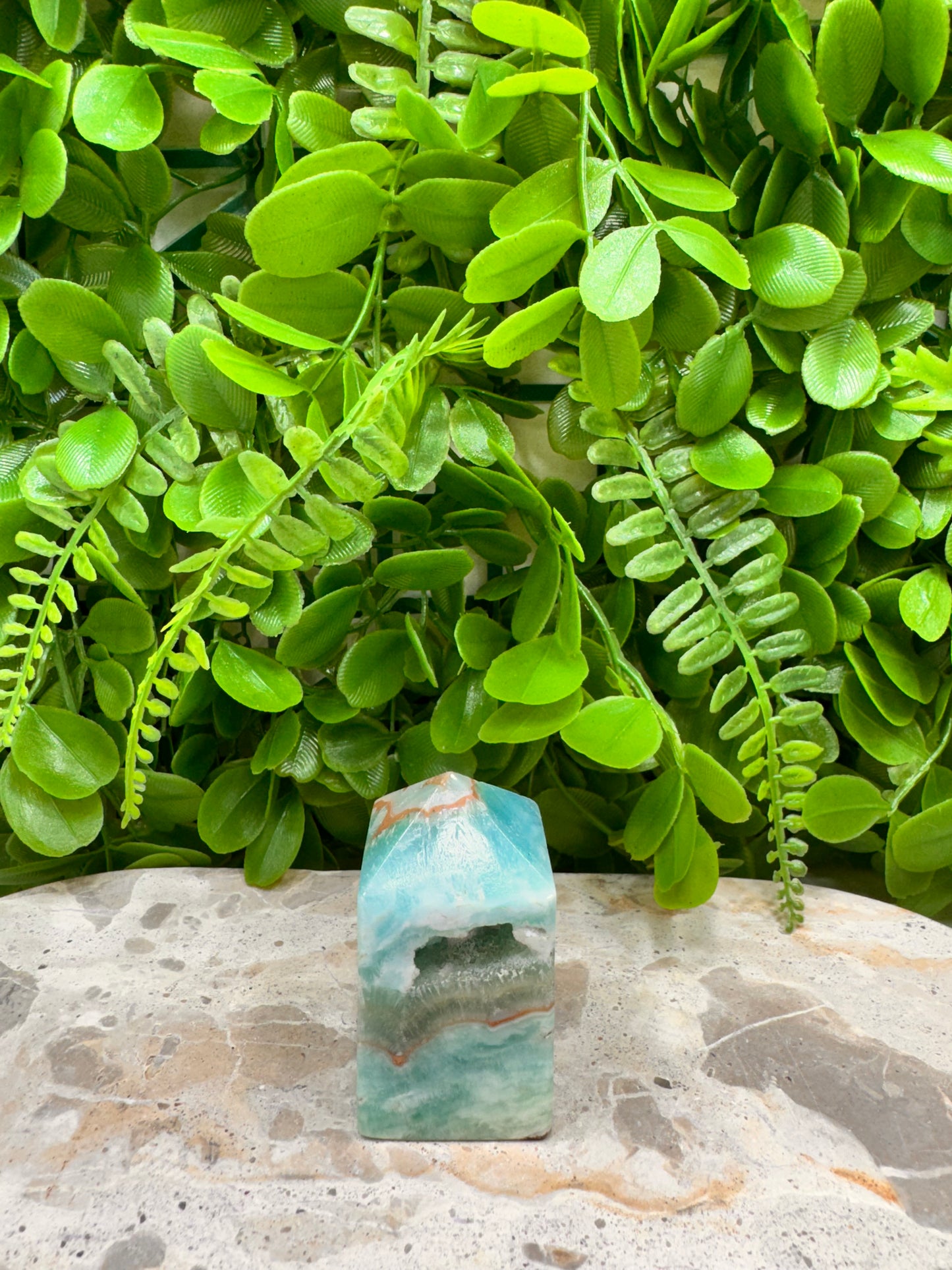 Aragonite Point 138g
