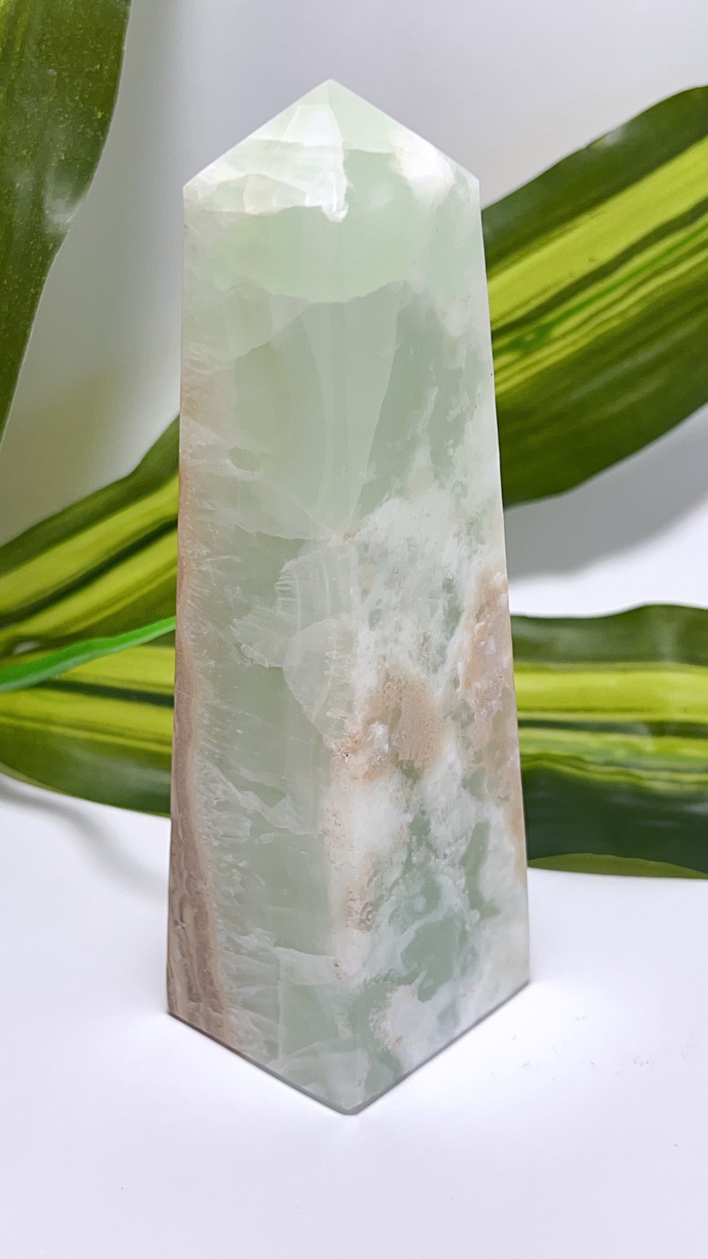 Aqua Caribbean Calcite Tower 452g