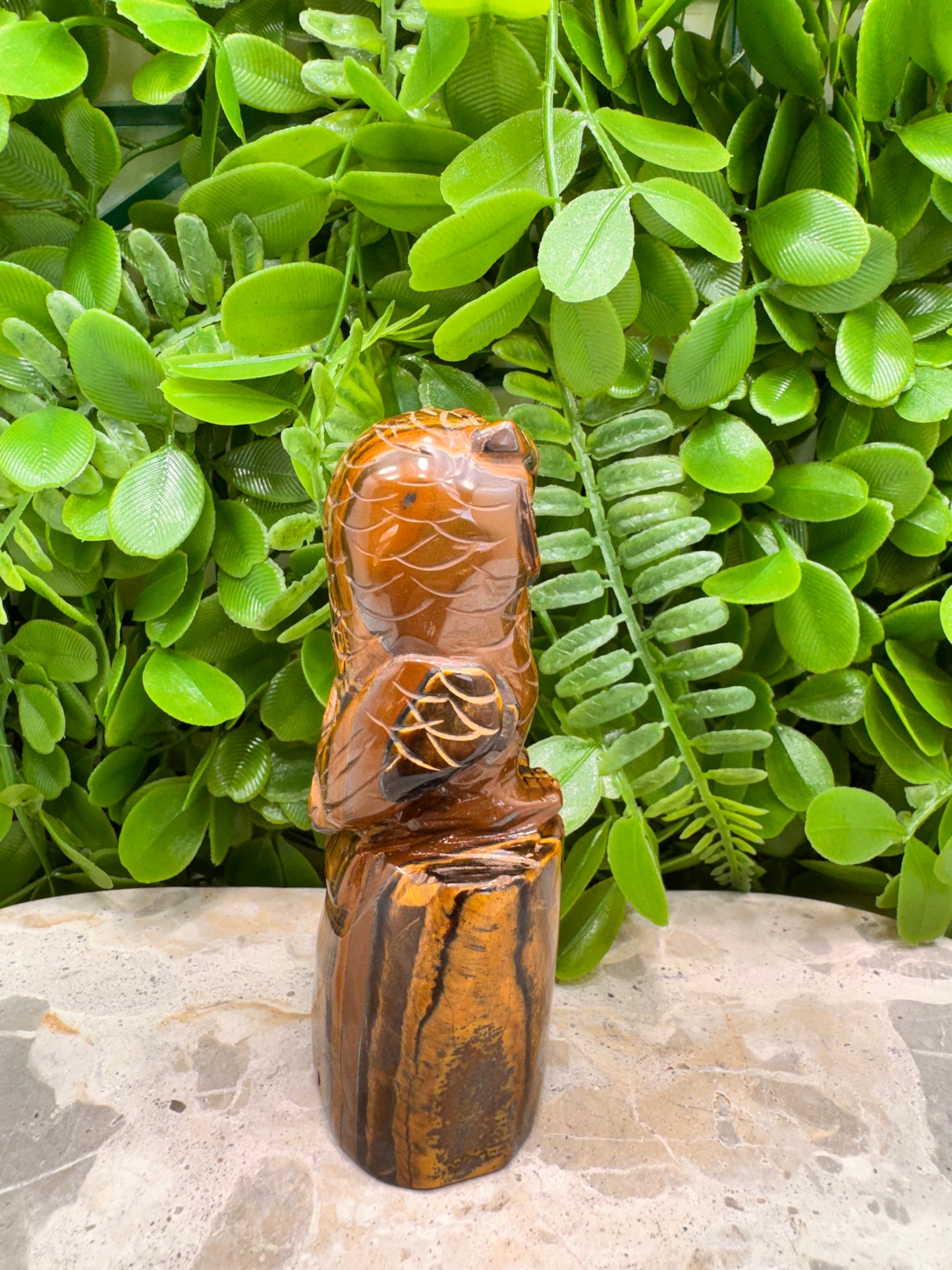 Tiger Ore Owl on a Log 326g