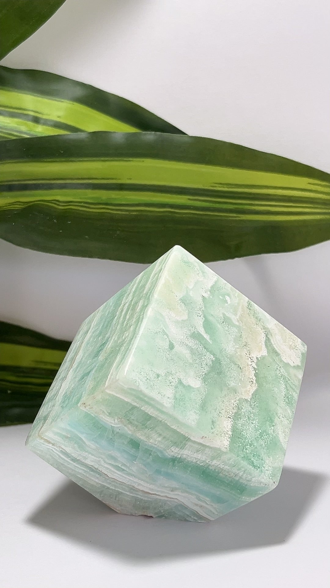 Aragonite Cube 666g