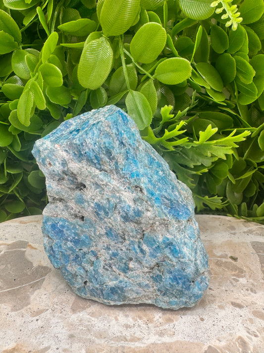 Apatite Raw 734g
