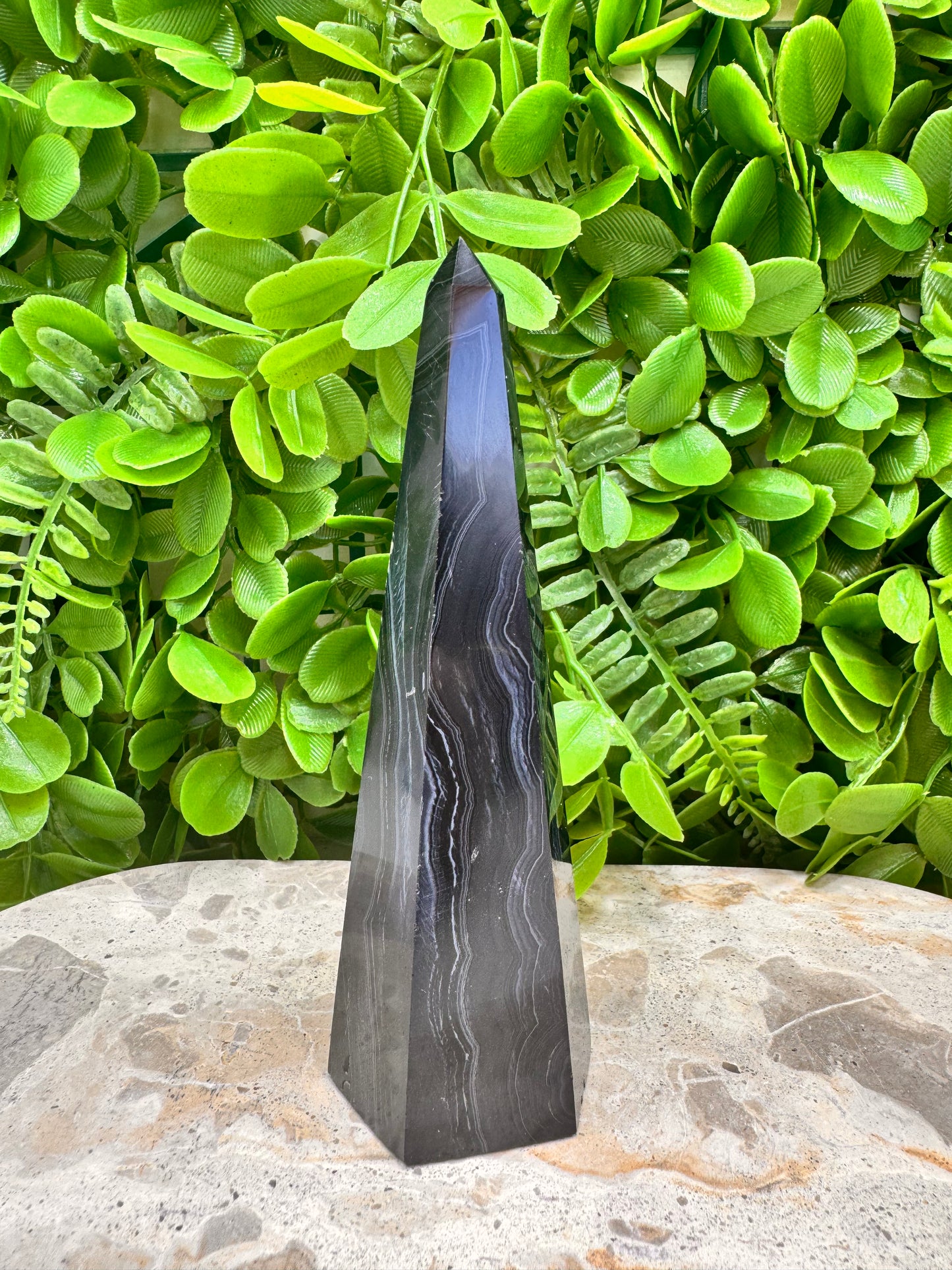 Black Banded Onyx Tower 221g