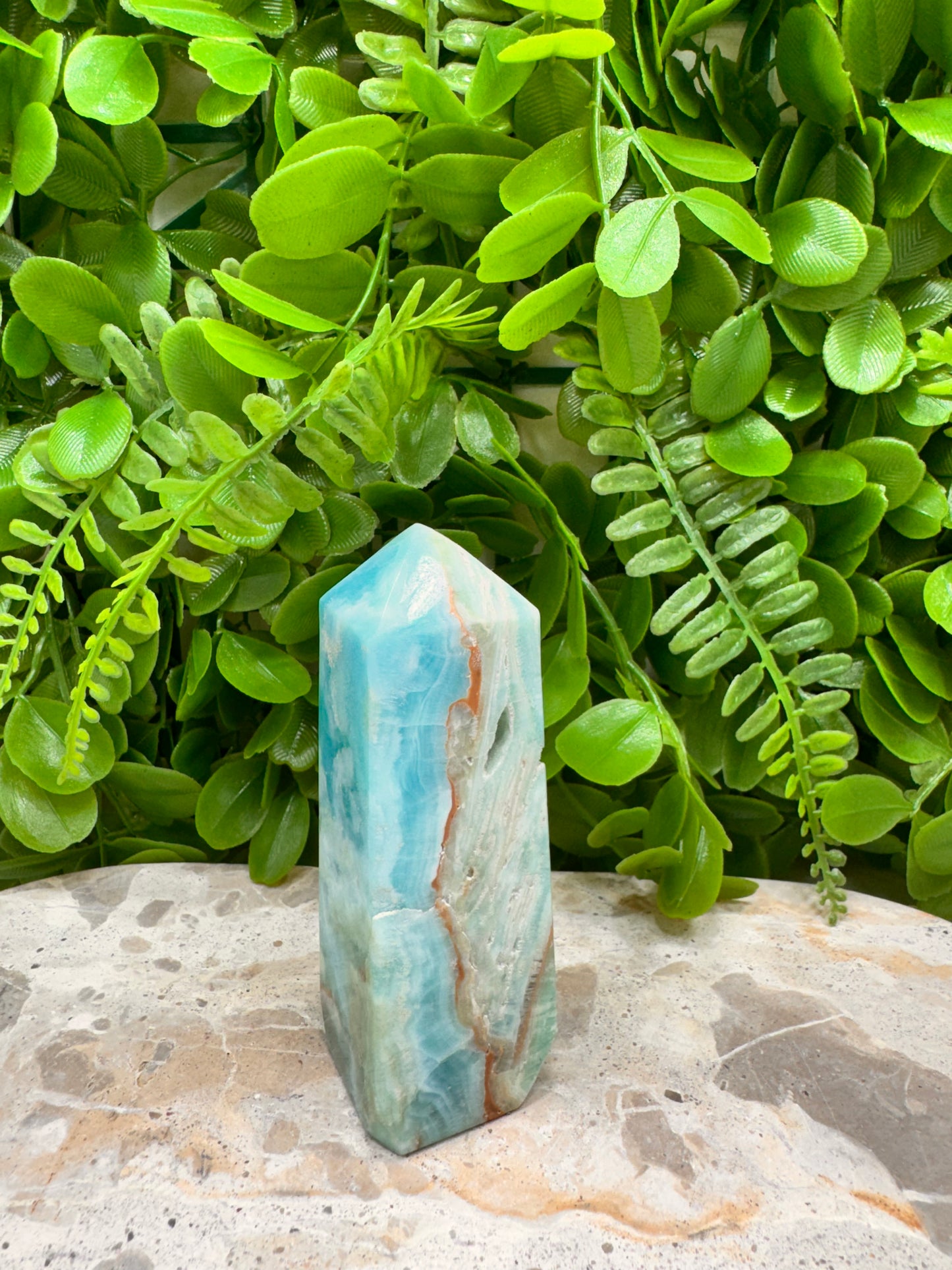 Aragonite Point 204g