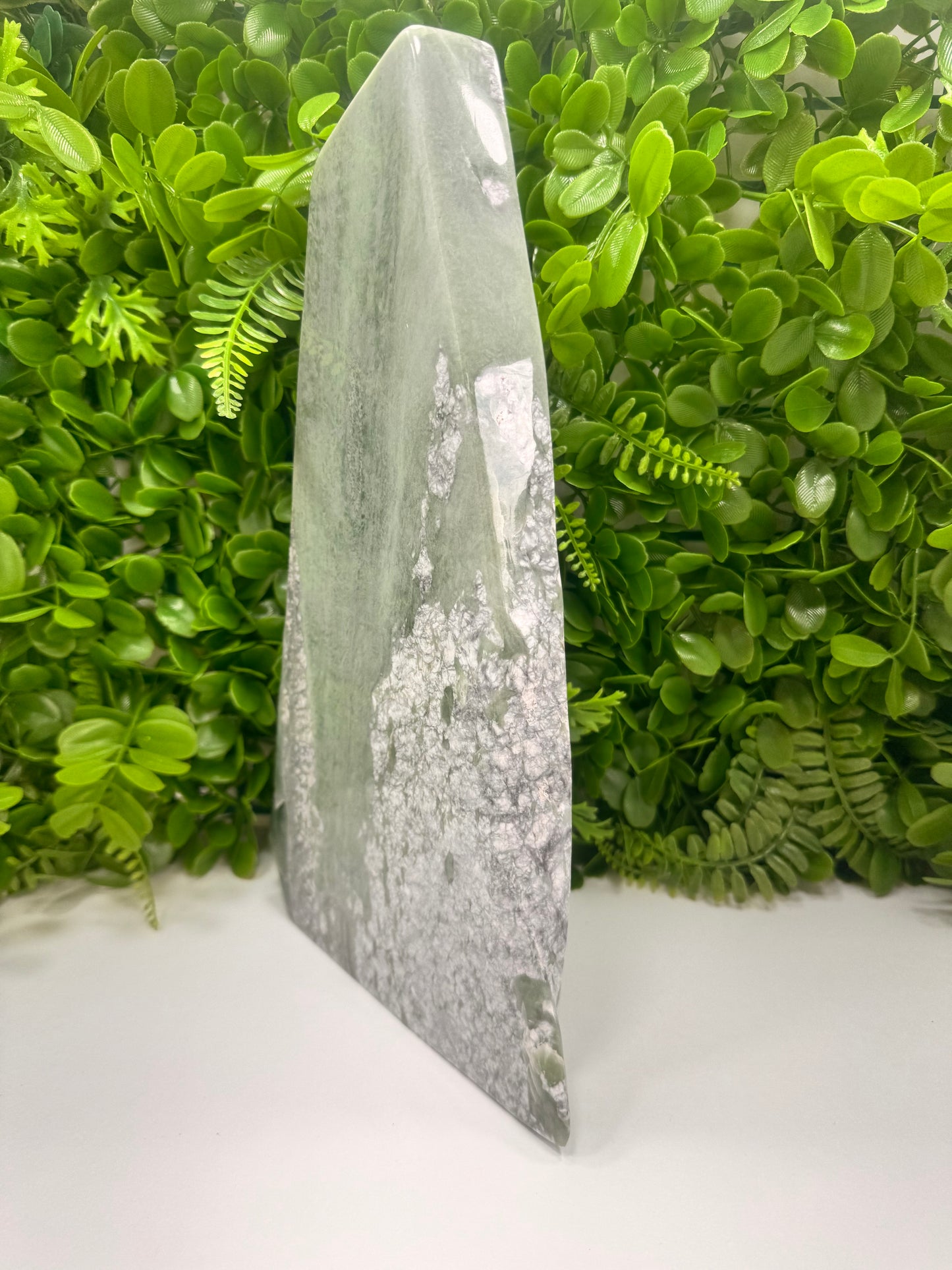 Flower Jade Freeform 2944g