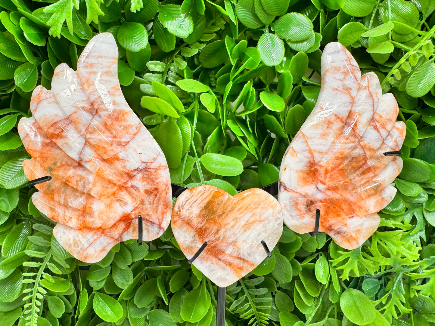 Fire Quartz Heart Wings 430g