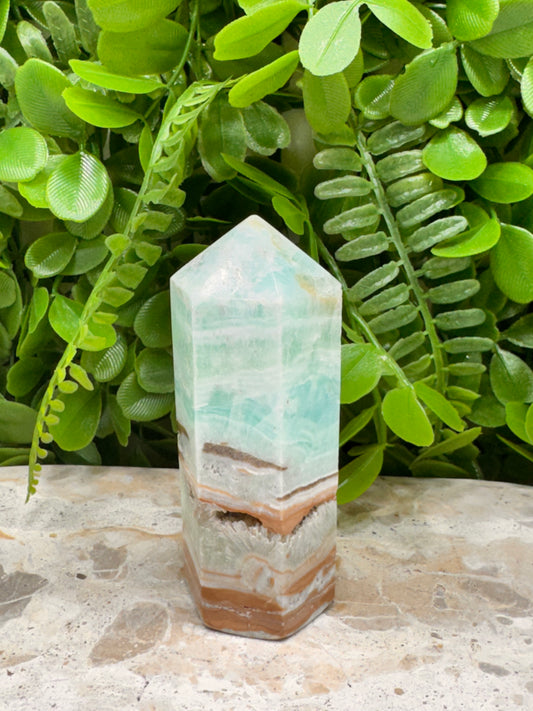 Caribbean Calcite Point 228g