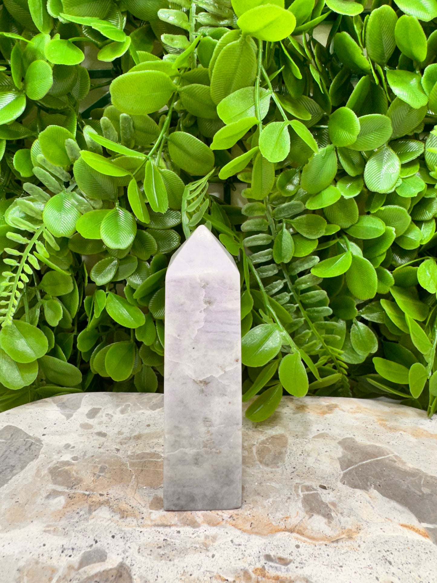 Hackmanite Point 216g