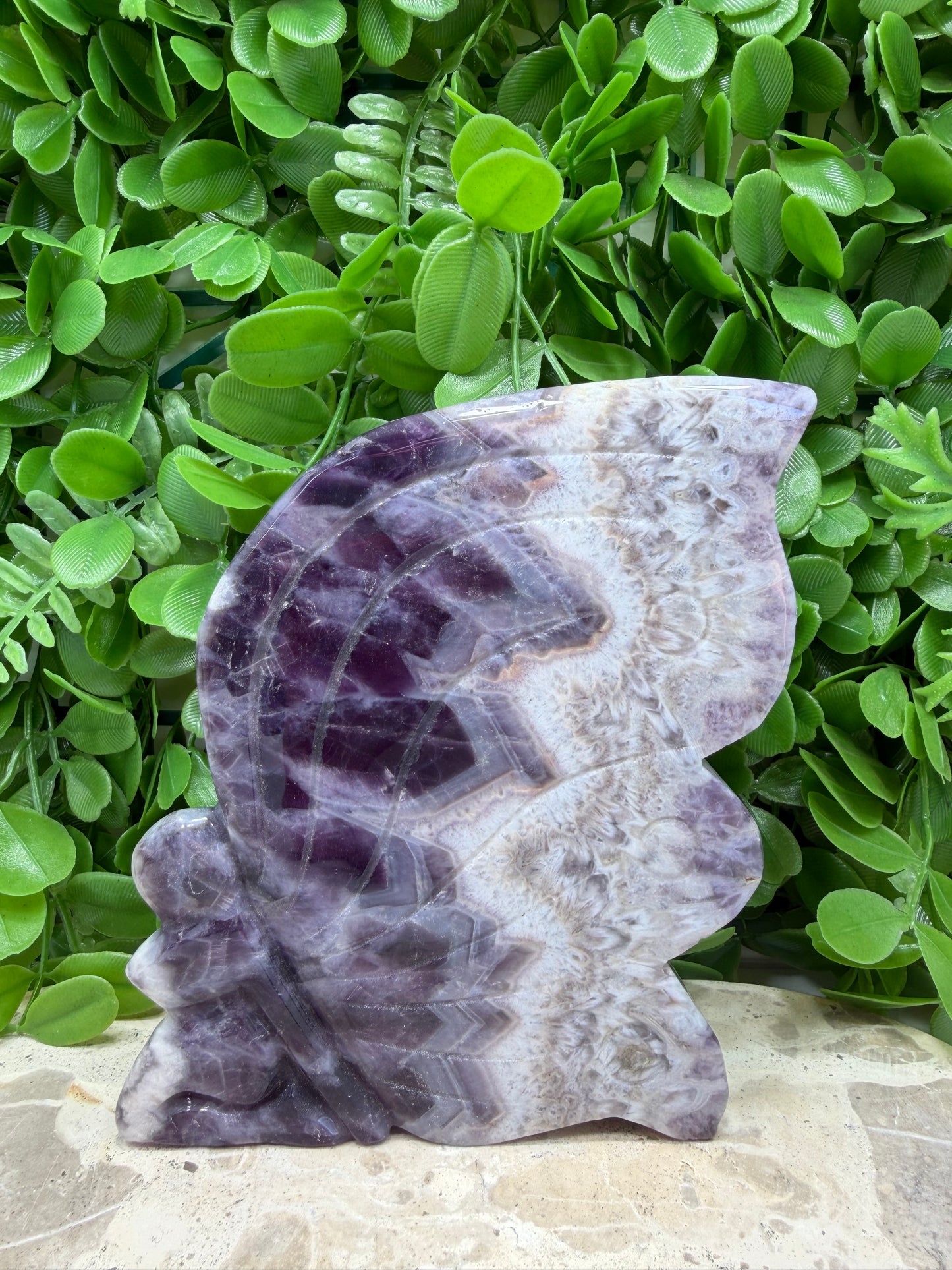 Chevron Amethyst Fairy 560g
