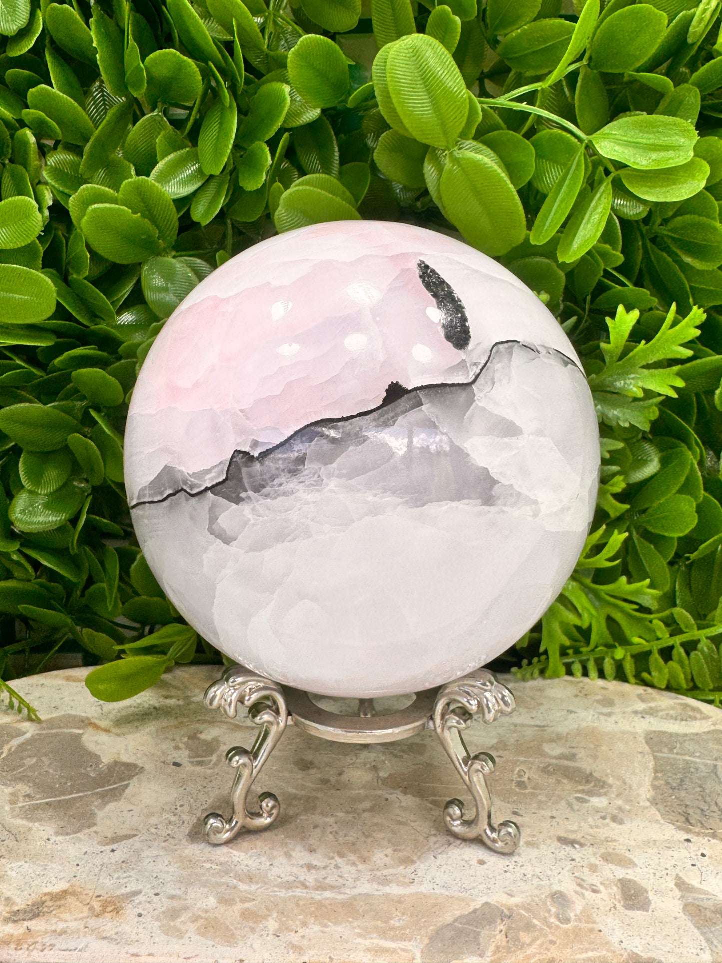 Smokey Pink Mangano Sphere 1694g