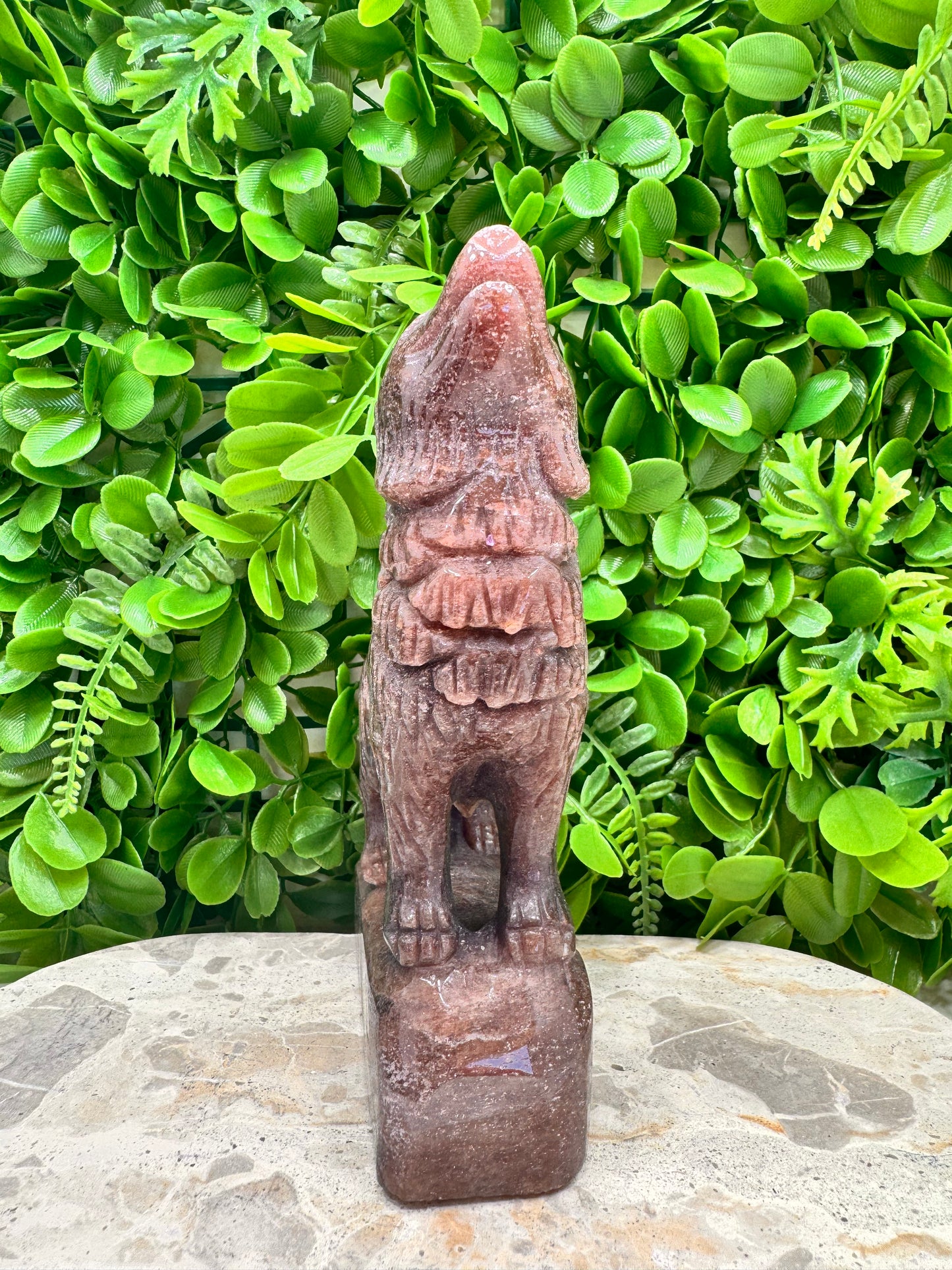 Strawberry Quartz Wolf 1190g