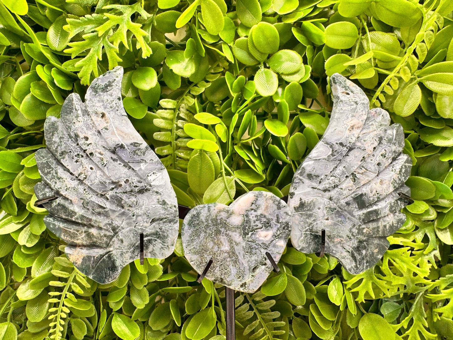 Moss Agate Heart Wings 426g