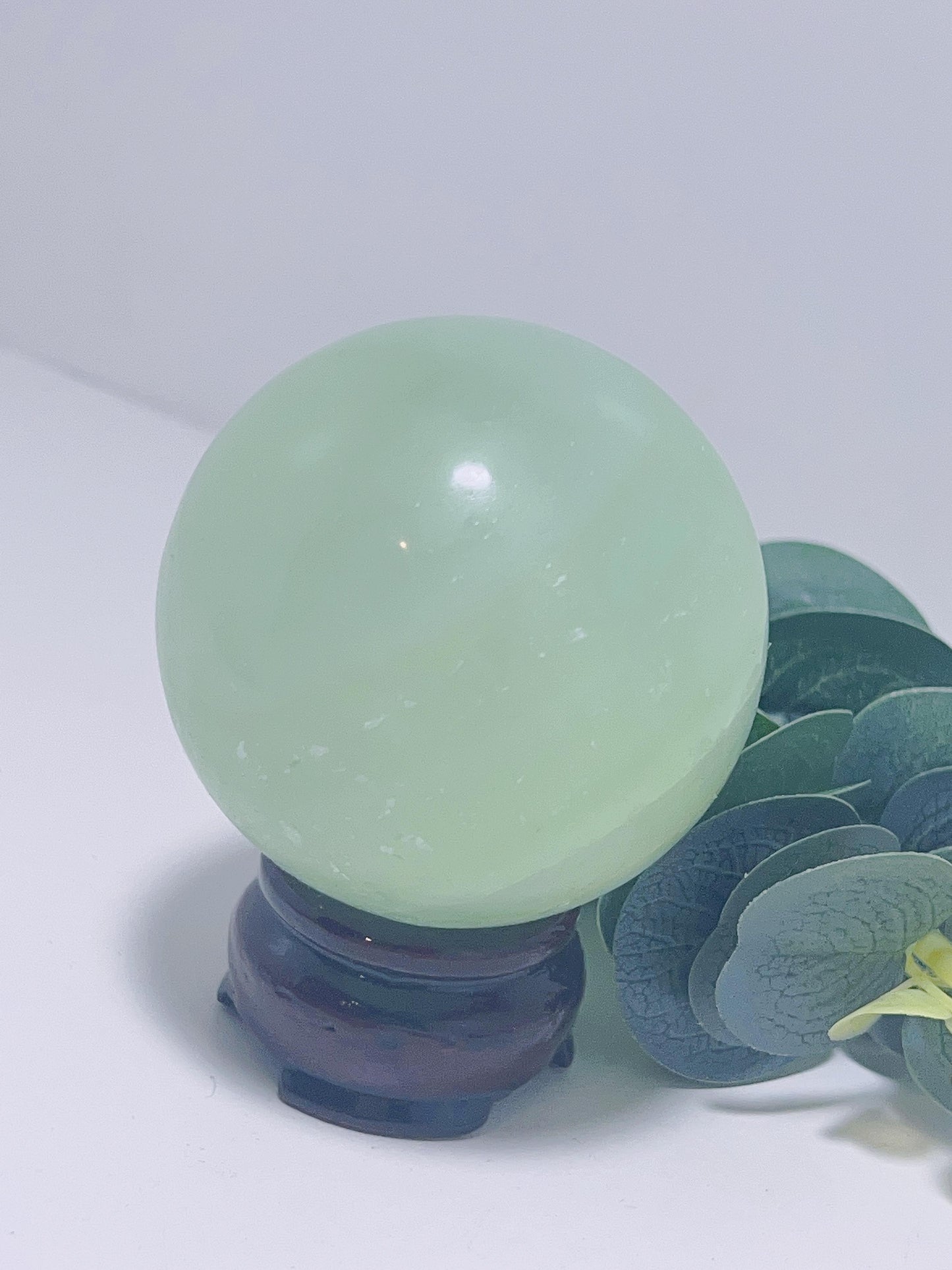 Pistachio Sphere 412G