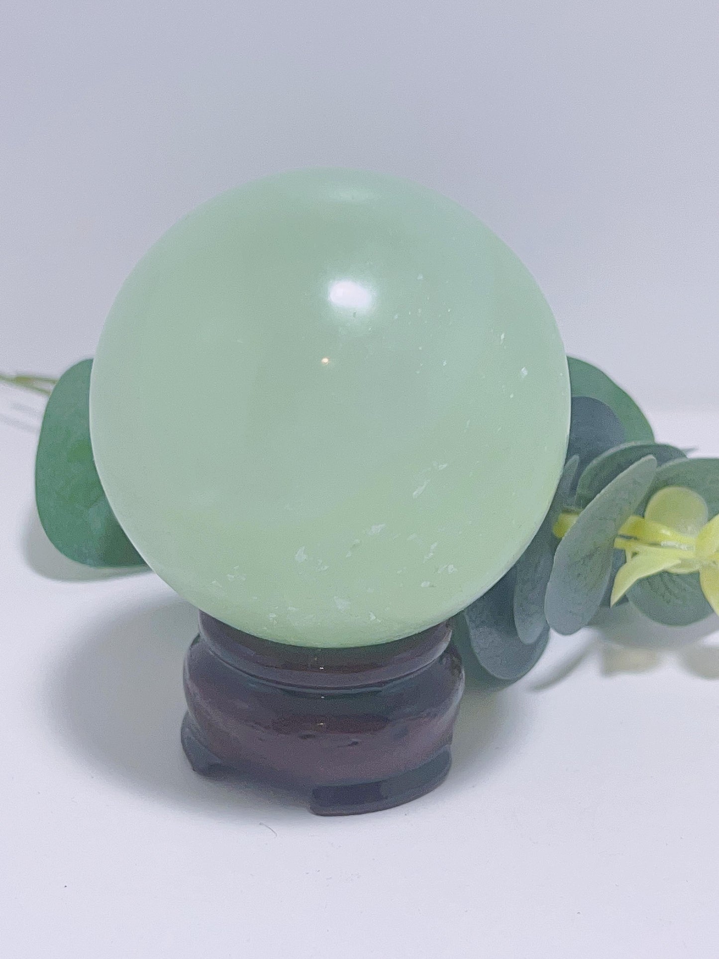 Pistachio Sphere 412G